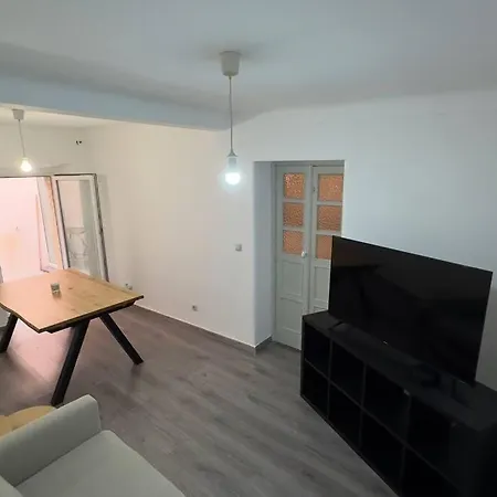 아파트 2br Sleeps4 In - Orchid 리스본