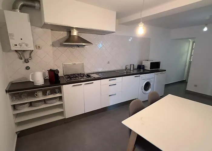 2br Sleeps4 In - Orchid Apartman Lisboa