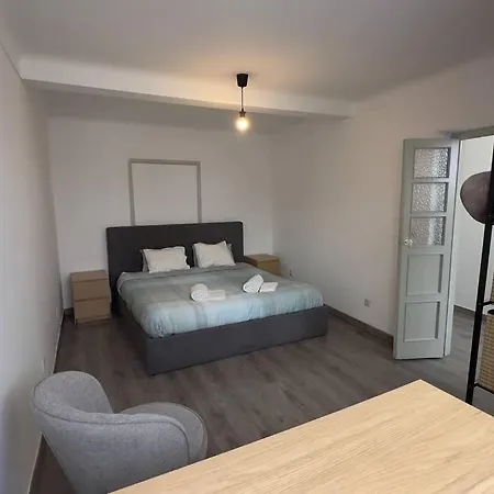 2br Sleeps4 In - Orchid ליסבון